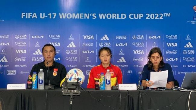 事件官方：皇马与安切洛蒂续约至2026年，曾领球队两夺欧冠官方消息，皇马与64岁的主帅安切洛蒂续约至2026年。